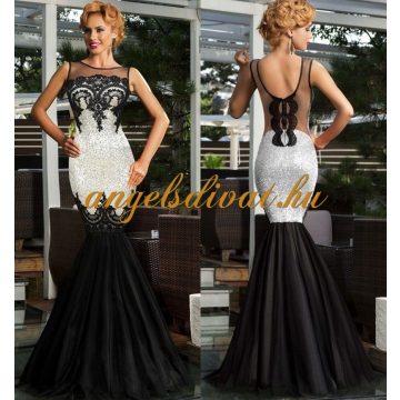 ALKALMI HOSSZÚ RUHA