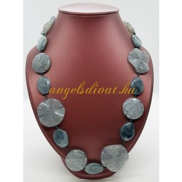 SZÜRKE MÁRVÁNY MINTÁS BIZSU NYAKLÁNC