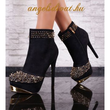 FEKETE BOKA CSIZMA ARANY SZEGECSES